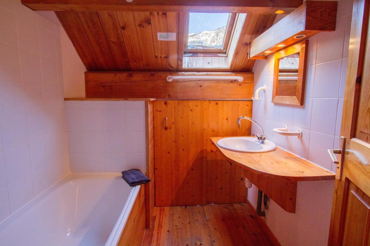 Chalet Le Melezin Hameau Des Chazals Nevache Hautes Alpes Exterior foto